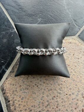 Chunky 14kt White Gold  Chain Bracelet - Polished Link Design